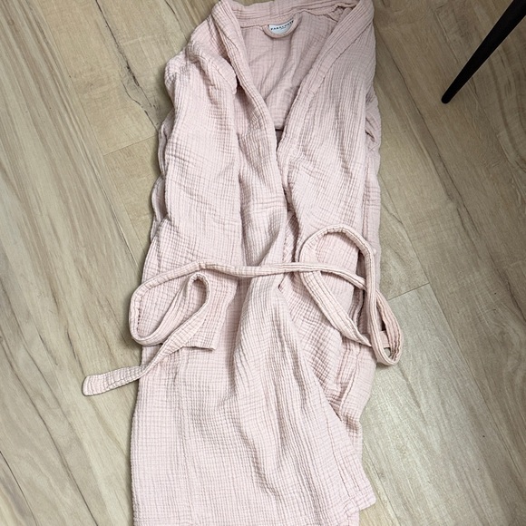Parachute Blush Textured Robe - Picture 2 of 2